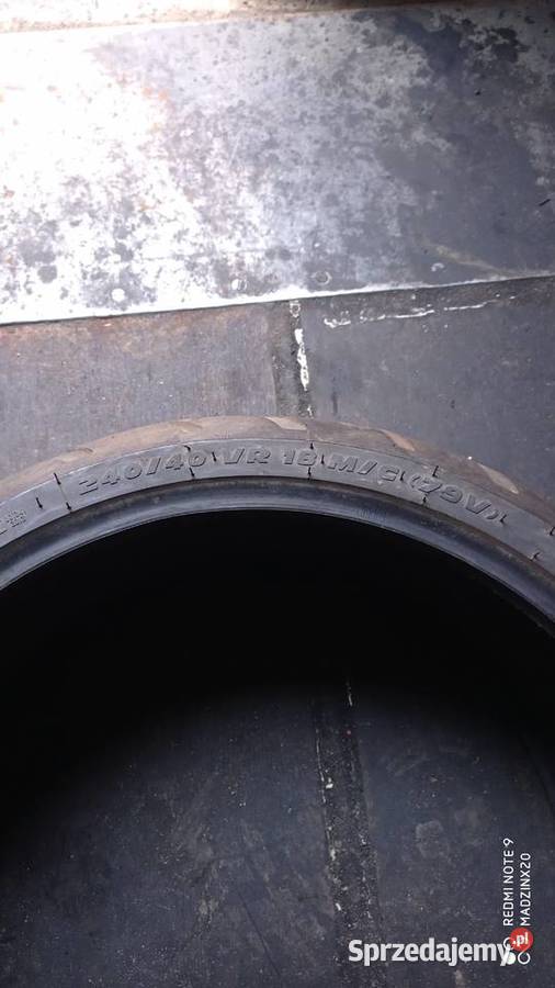 24040 VR 18 Metzeler ME 888 Marathon Ultra 79 V