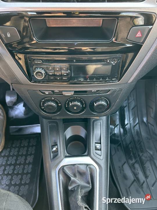 Peugeot 301 12 Salon Polska Serwisowany Stan 82KM Wrocław