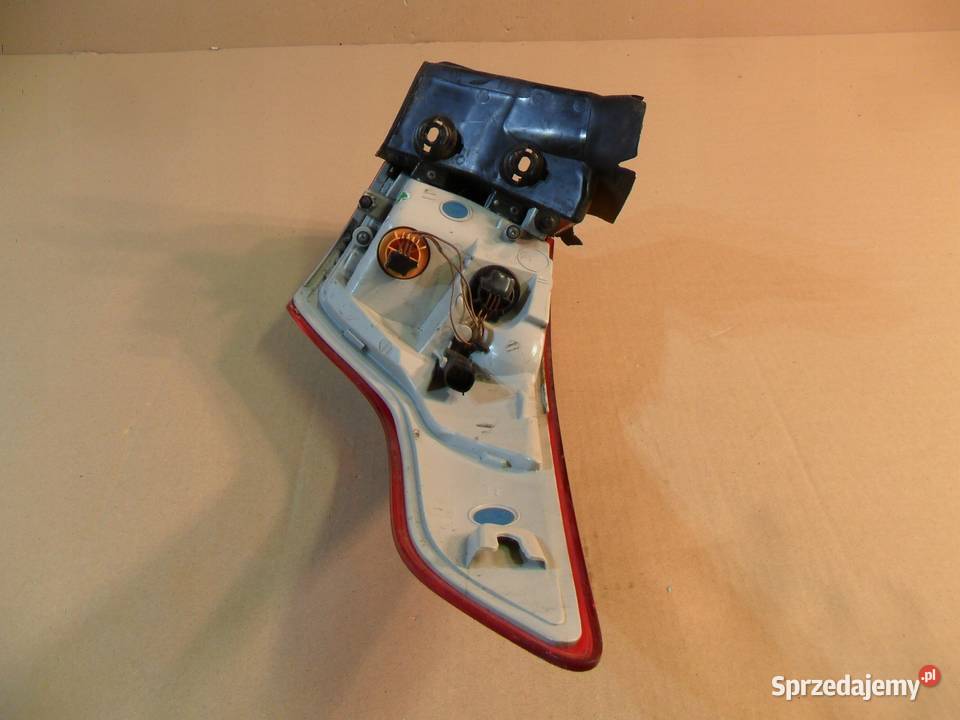 Ford KUGA 201316 lampa tylna tył lewa Nowy Tomyśl