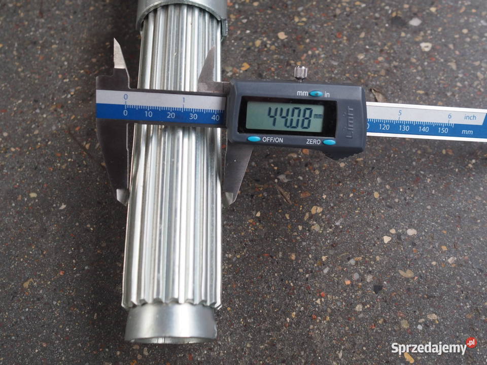 Claas Liner ramię nagarniacza prawe lewe Stęszew