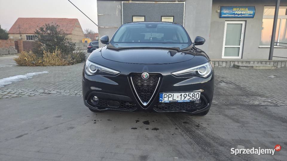 Stelvio Q4 20 benzyna 200 EUROPA zamiana nieuszkodzony Pacanowice