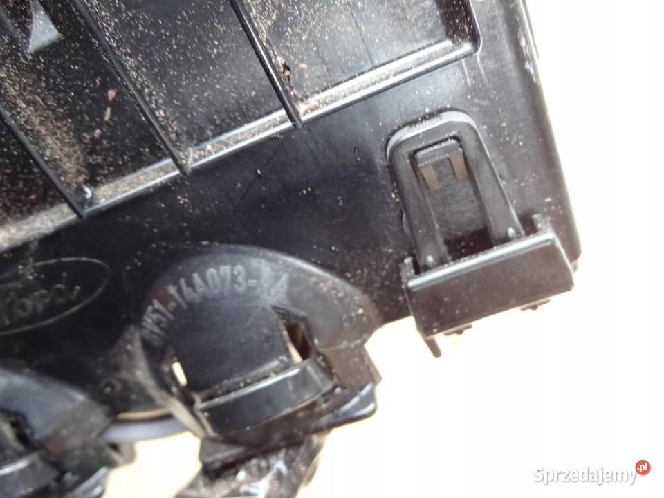 SKRZYNKA BEZPIECZNIKÓW FORD TOURNEO COURIER I 10 wielkopolskie sprzedam