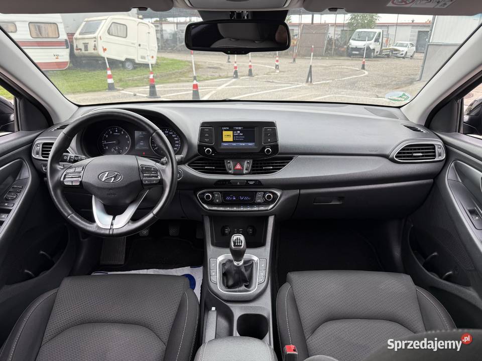 Hyundai i30 14 BENZYNA Klimatronik Nawigacja i30 wielkopolskie Konin sprzedam