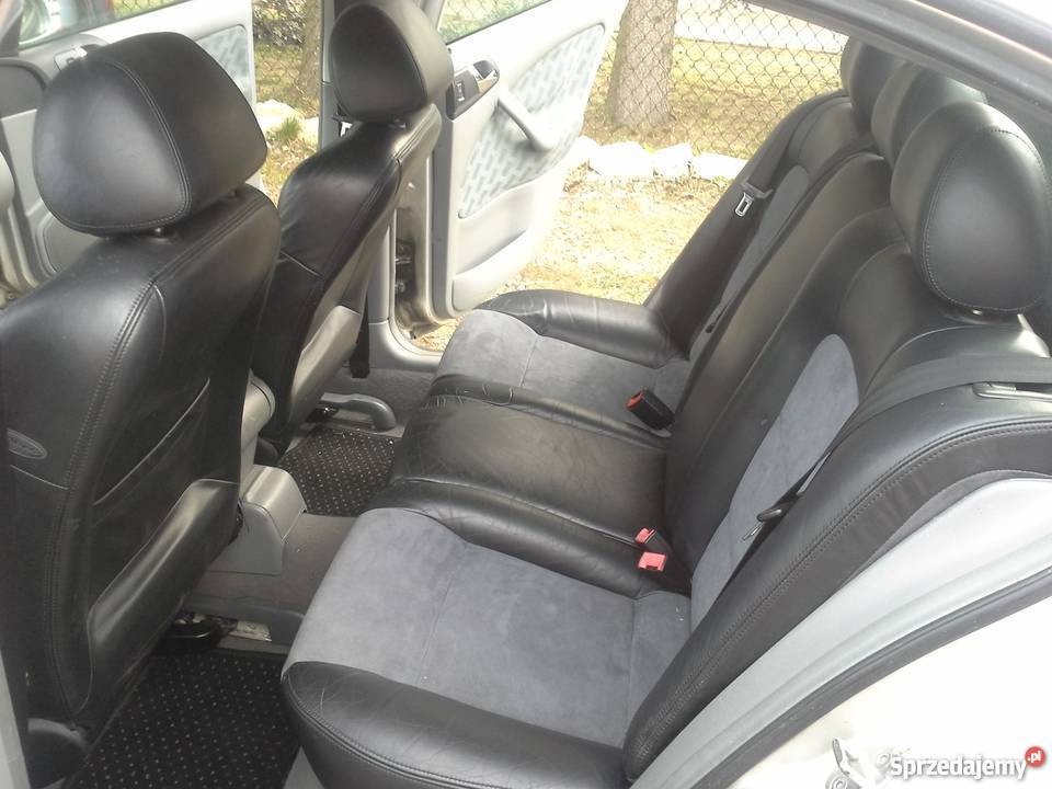 Skoda Octavia 18t 5V Karoseria sprzedam