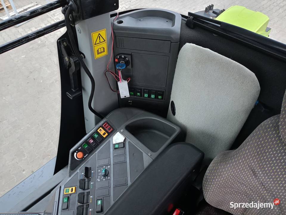 CLAAS XERION 3800 TRAC VC 4WD 4x4 88 Diesel 365 wielkopolskie Grabów nad Prosną
