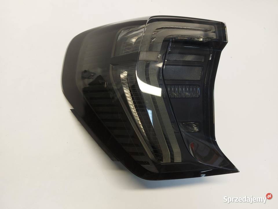 Ford Explorer VII R2KB LAMPA LEWA TYŁ TYLNA