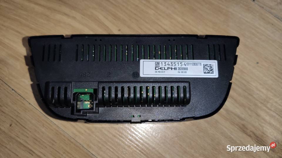 Panel nawiewu klimatyzacji Opel ASTRA J 13435154 Bytom