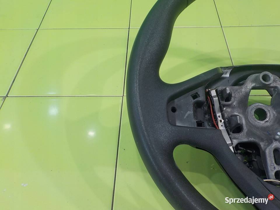 RENAULT CLIO IV 09 TCE 13r HB 5D kierownica Suków