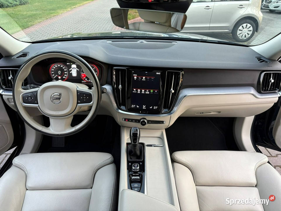Volvo V60 D3 Jasne skóry Podgrzewane fotele Lipówki