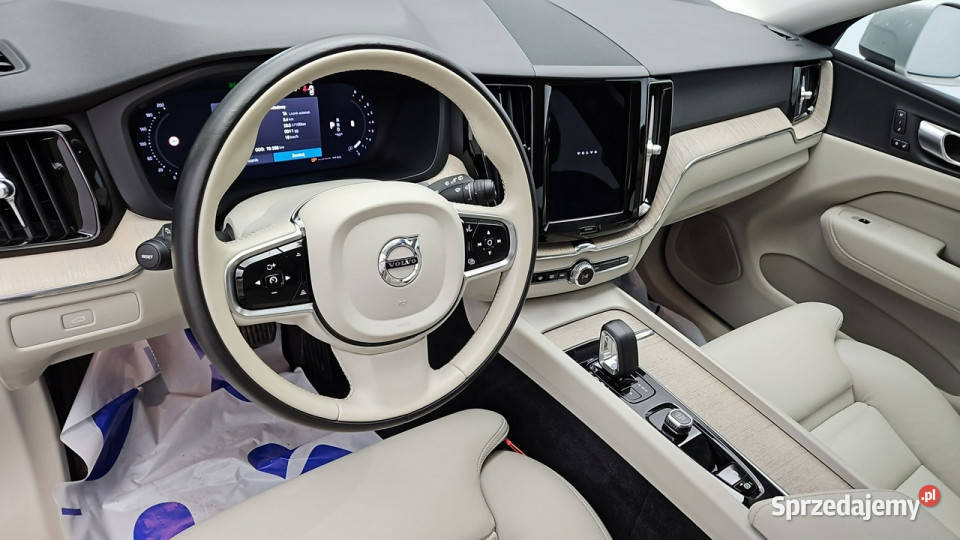 Volvo XC 60 B4 B Plus Bright aut Z Polskiego kamera cofania Warszawa