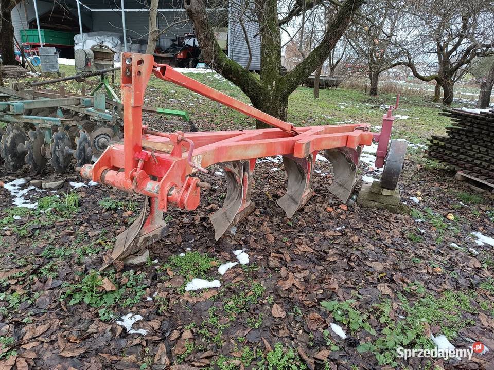 Pług 4 skibowy Agromasz Tomaszów Lubelski