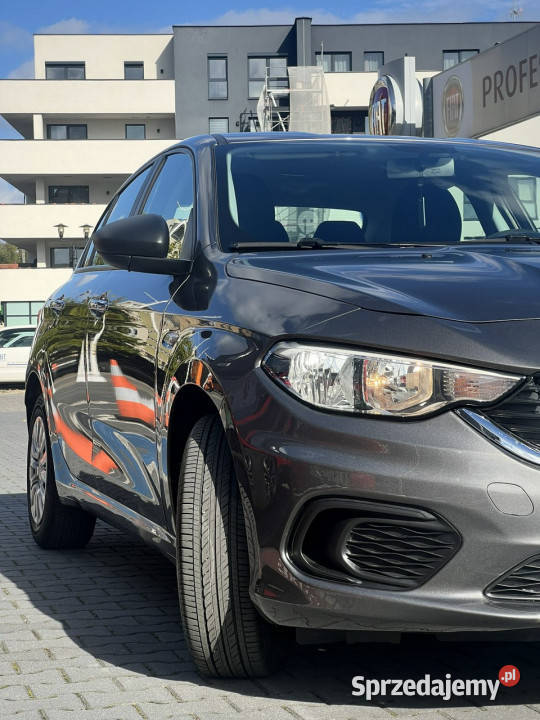 Fiat Tipo LPG 2 komplety opon II 2016 centralny zamek śląskie Tychy