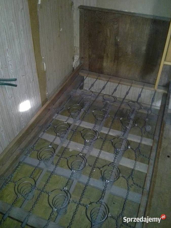 Stare drewniane stylowe łóżko Warszawa