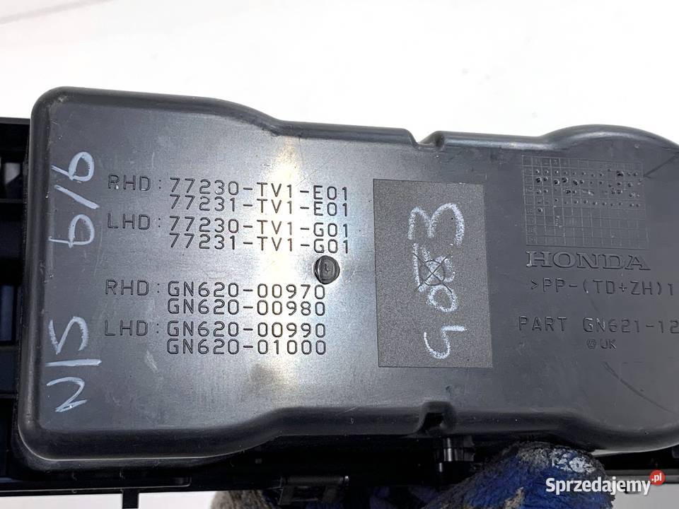 UCHWYT NA NAPOJE HONDA CIVIC IX 77230TV1E01 osobowe