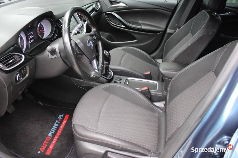 Opel Astra 2016r Salon IIwł ASO Tempomat 117373km śląskie Chorzów