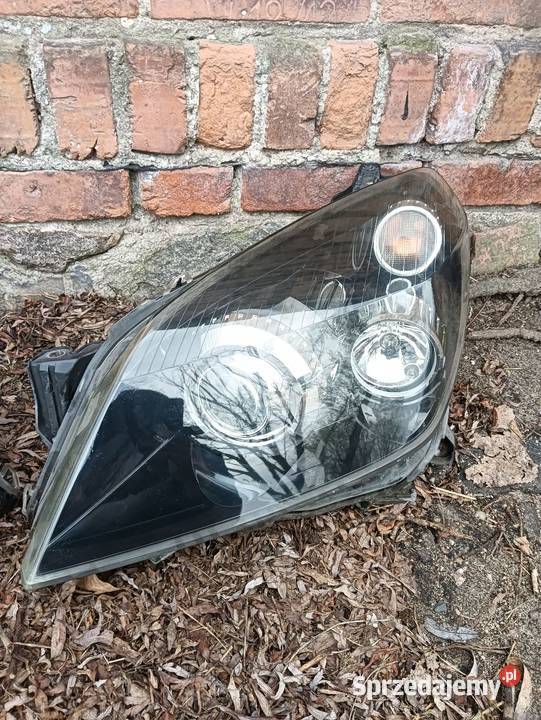 Lampy Astra H xenon skrętny kompletne EU osobowe Poniec