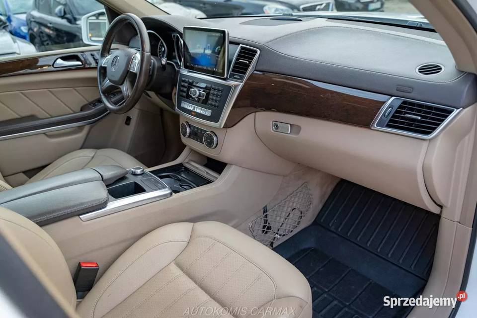 MERCEDESBENZ GL450 z pakietem GLS AMG system Start-Stop Mercedes-Benz Grabówka