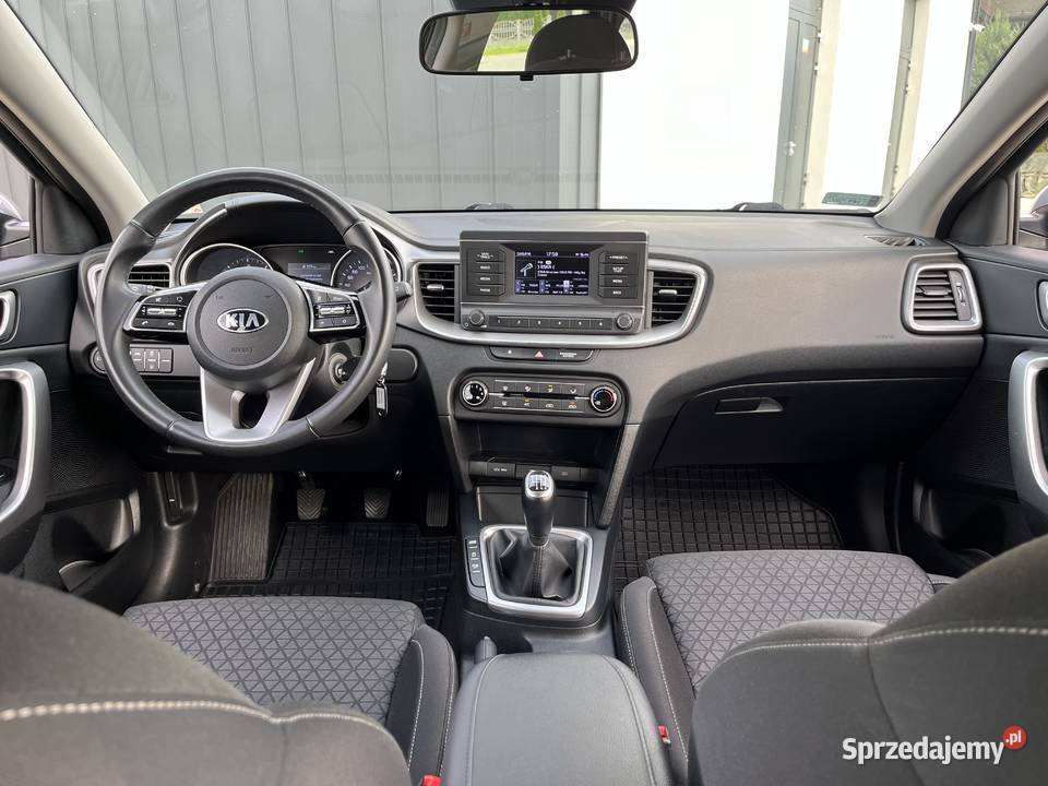 Kia Ceed 16 CRDI mHEV 136 Sl 1wl Bezwypadkowa światła LED Wrocław