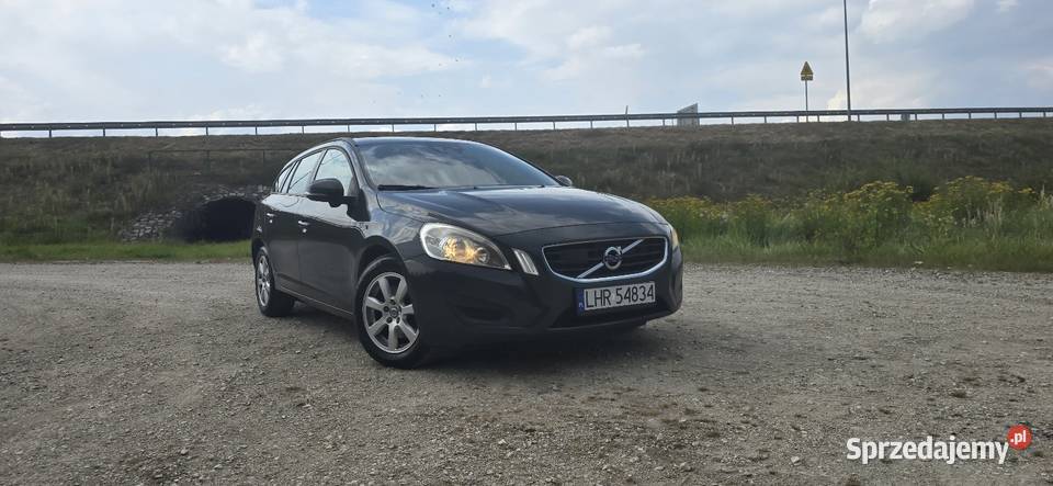 Volvo v60 zadbane bogata 2012 16 diesel automat Świerszczów sprzedam
