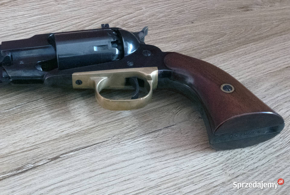Rewolwer czarnoprochowy Buffalo lufa12