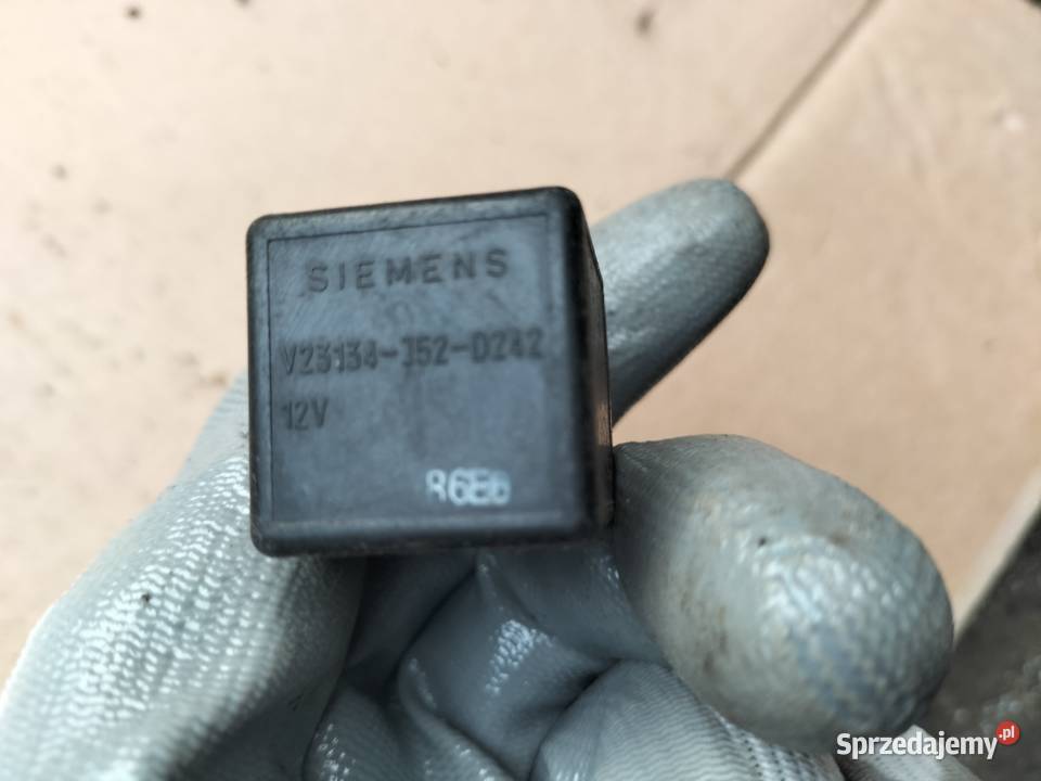 PRZEKAŹNIK V23134J52D242 lubelskie Kamień-Kolonia