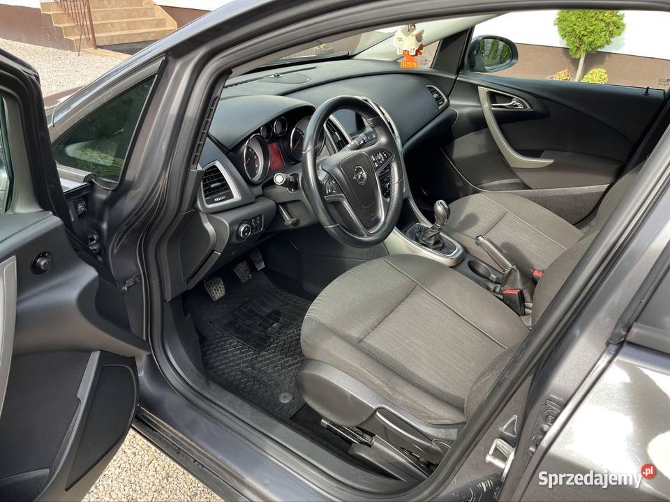 Opel Astra J 17 CDTI Radomsko