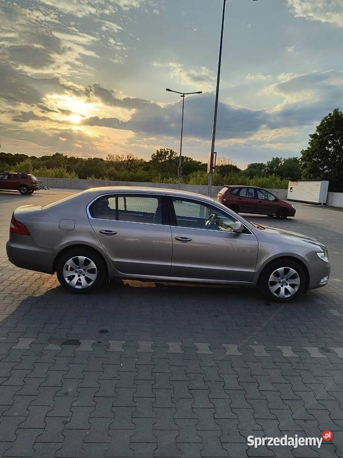 Skoda superb grudzień 2010 komputer pokładowy Superb Poznań