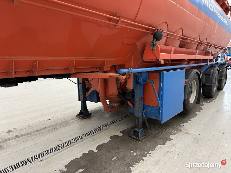 Naczepa do paszy silos cysterna tez w leasing Warszawa