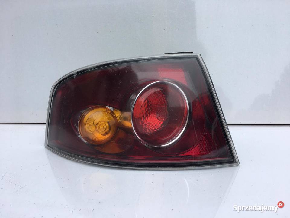 SEAT IBIZA 6L LEWA LAMPA TYŁ osobowe Lampy tylne wielkopolskie Ostroróg