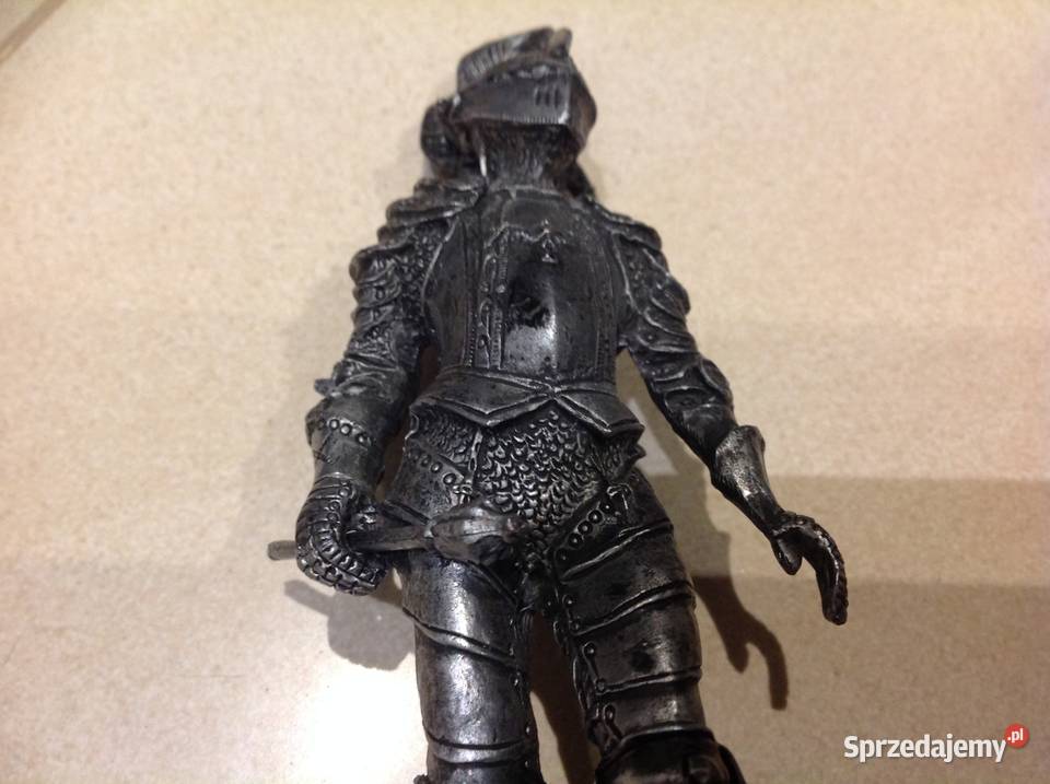 Cynowa Figurka Rycerz Sygnowana