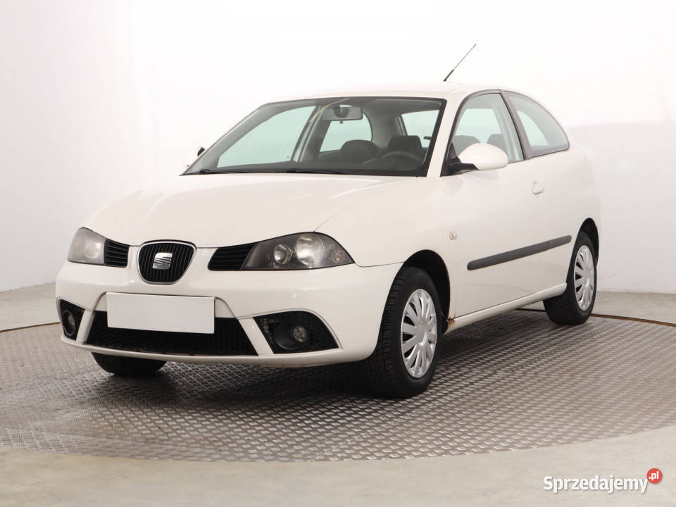 Seat Ibiza 14 TDI światła przeciwmgielne
