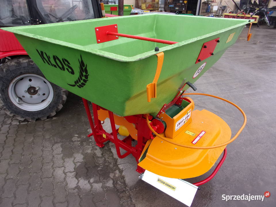 Rozsiewacz wapna i nawozów dwutarczowy KŁOS 800 Opoczno