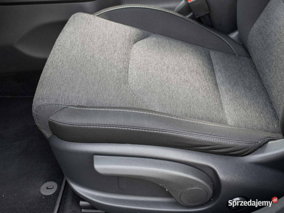 Hyundai i30 WJ9329L10 TGDI Smart Podgrzf I kier manualna i30 Pępowo
