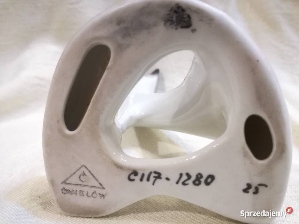 Figurka porcelanowa Ćmielów SIEDZĄCY LIS Kraków