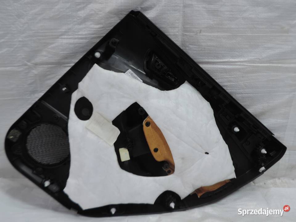 FORD FOCUS MK3 TAPICERKA BOCZEK DRZWI LEWY TYŁ osobowe