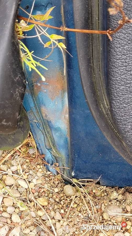 Drzwi Nissan Sunny N14