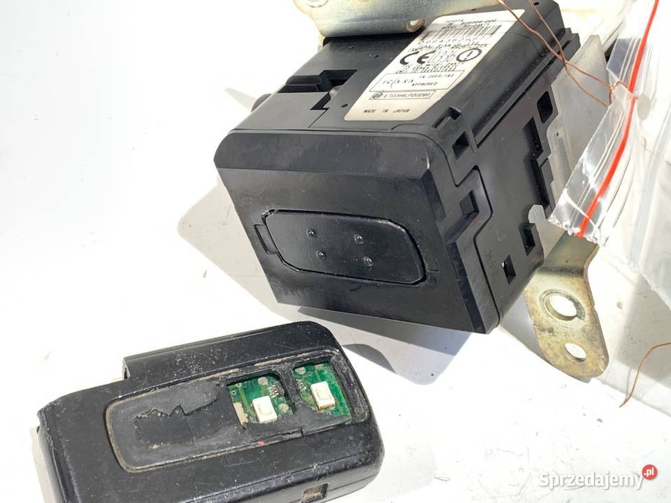 STACYJKA TOYOTA COROLLA E13 22 136 0409 KLUCZYK