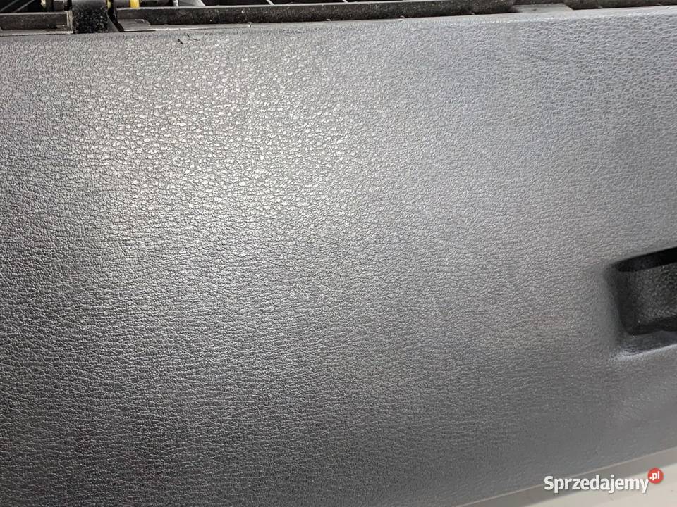 SCHOWEK PASAŻERA BMW F39 Crossover PÓŁKA DESKI