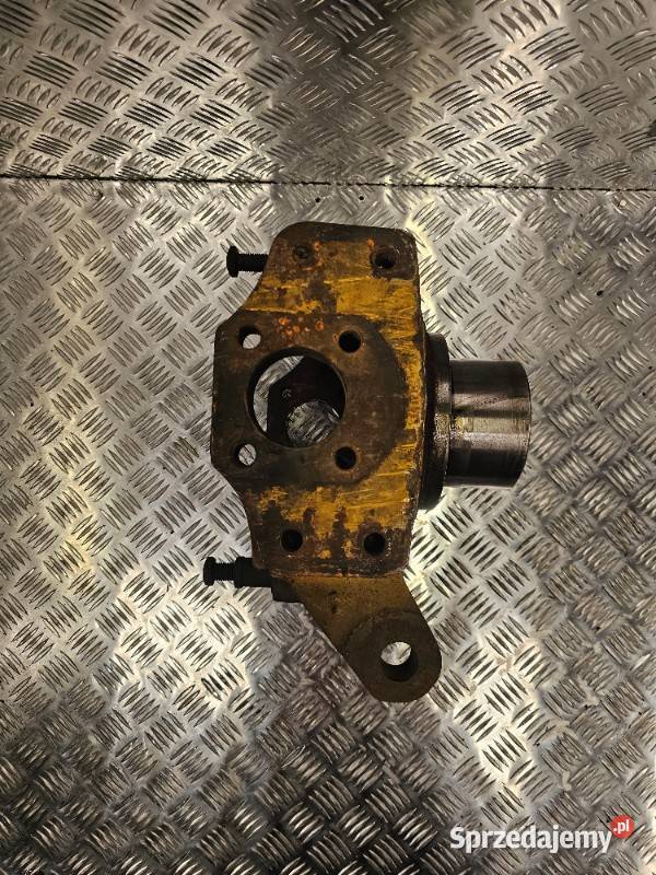 Lewa zwrotnica przednia Case 695 Komatsu WB97S5