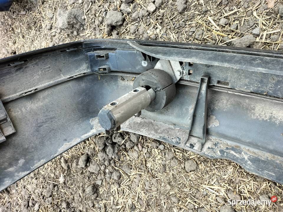 AUDI 80 B4 80 B4 ZDERZAK TYŁ TYLNY Kamień-Kolonia sprzedam