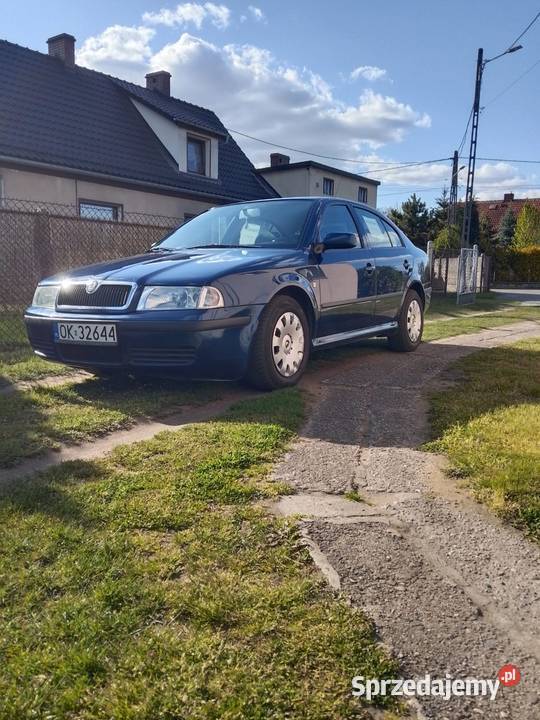 SKODA octavia 16 MPI Sedan Zadbana Bierawa sprzedam