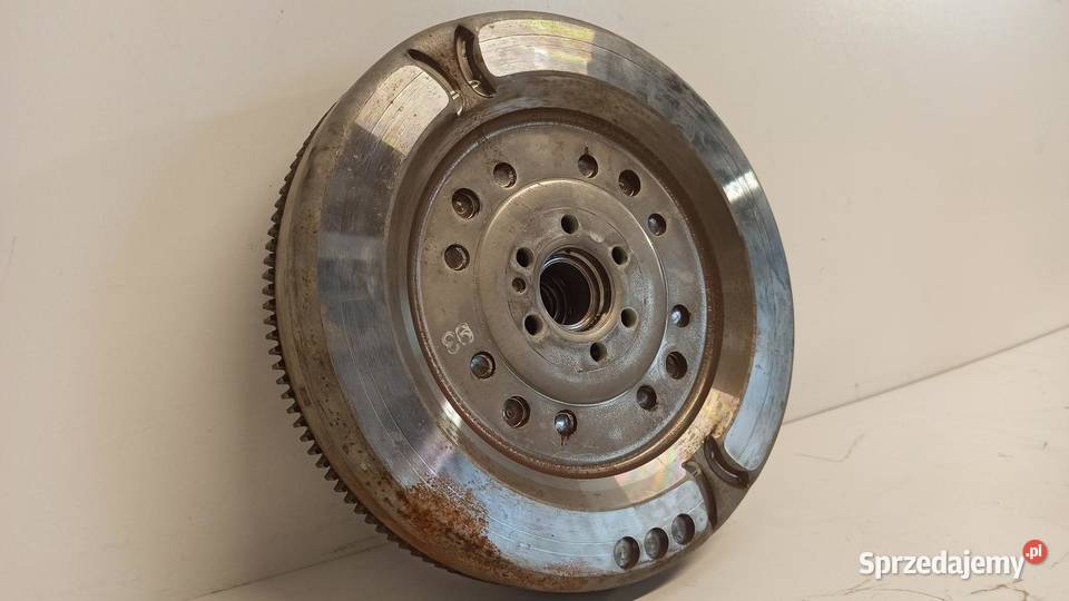 AUDI A3 8Y DWUMAS SPRZĘGŁO 05C105266 dolnośląskie