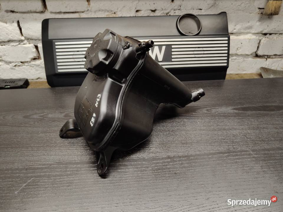 Bmw e87 e90 benzyna zbiorniczek wyrównawczy