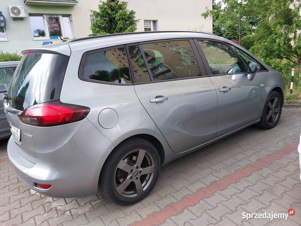 Samochód osobowy Opel Zafira Tourer 14 benzyna benzyna Piła