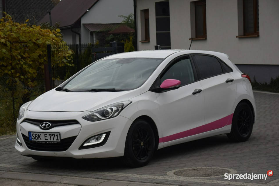 Hyundai i30 14B 2015r Navi Kamera 121 Majdan Sieniawski