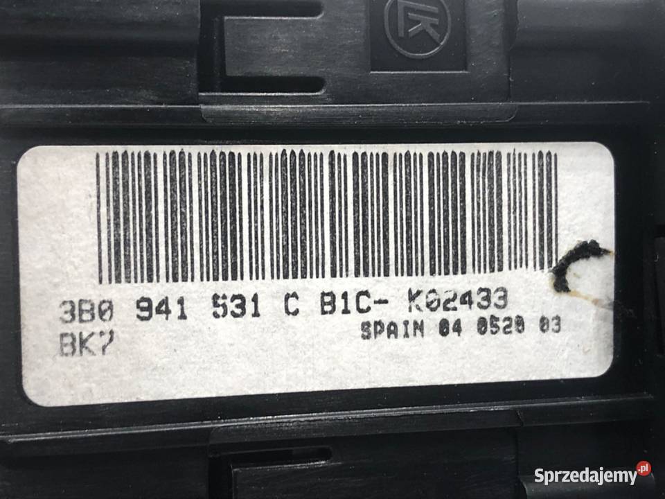 WŁĄCZNIK ŚWIATEŁ SKODA SUPERB I 3B0941531C 0108