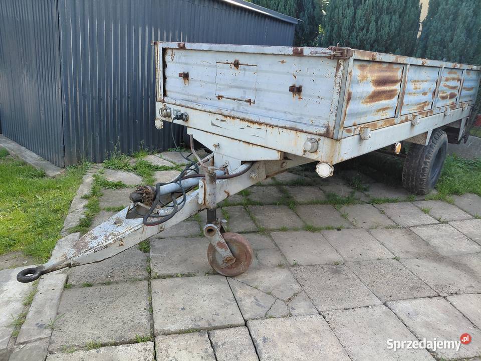 Rozrzutnik obornika 35T Agromet Brzegu super Przyczepy rolnicze Balice sprzedam