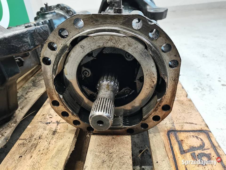 Holland LM 5040 Pochwa mostu Spicer Wilkowo