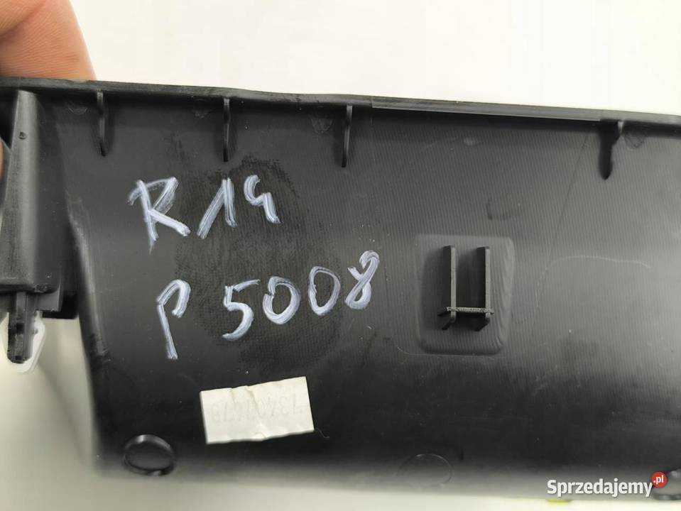 SCHOWEK PÓŁKA PEUGEOT 5008 II 9811784177 sprzedam