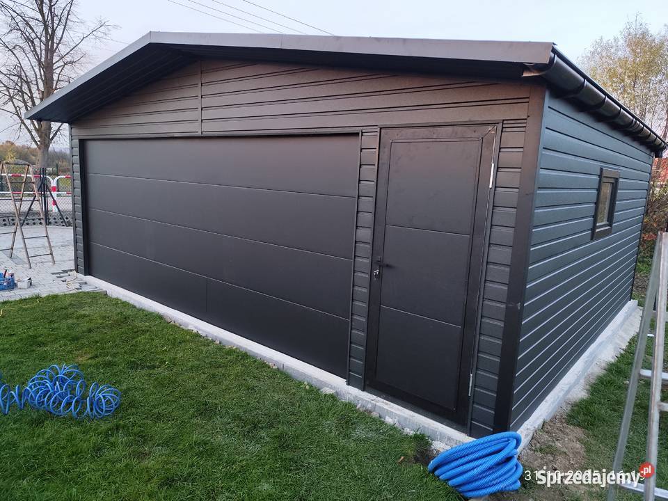 Garaż dwuspadowy 660x530 Stadniki